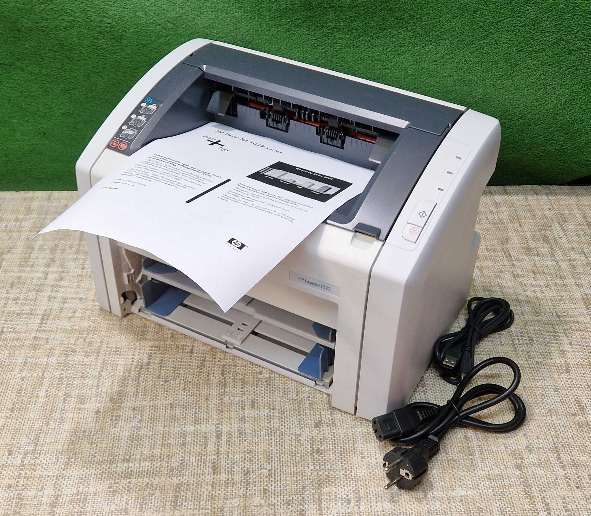 Drukarka laserowa HP 1022 - toner i komplet kabli