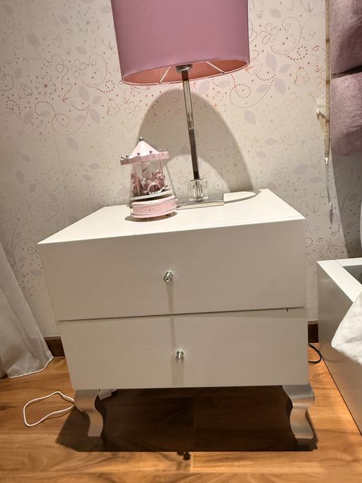 Movel de quarto feminino