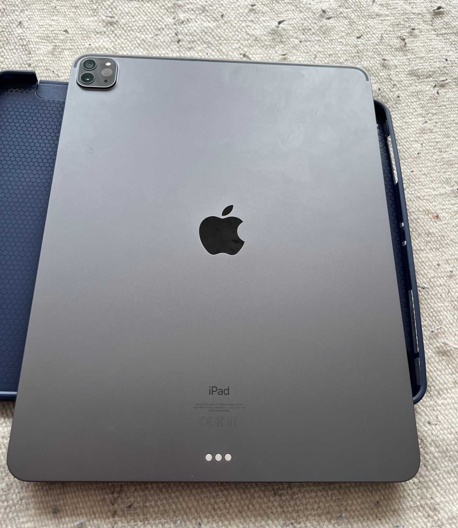 Apple iPad Pro 12,9" M1 wifi 256GB 5gen gwarancja zadbany etui