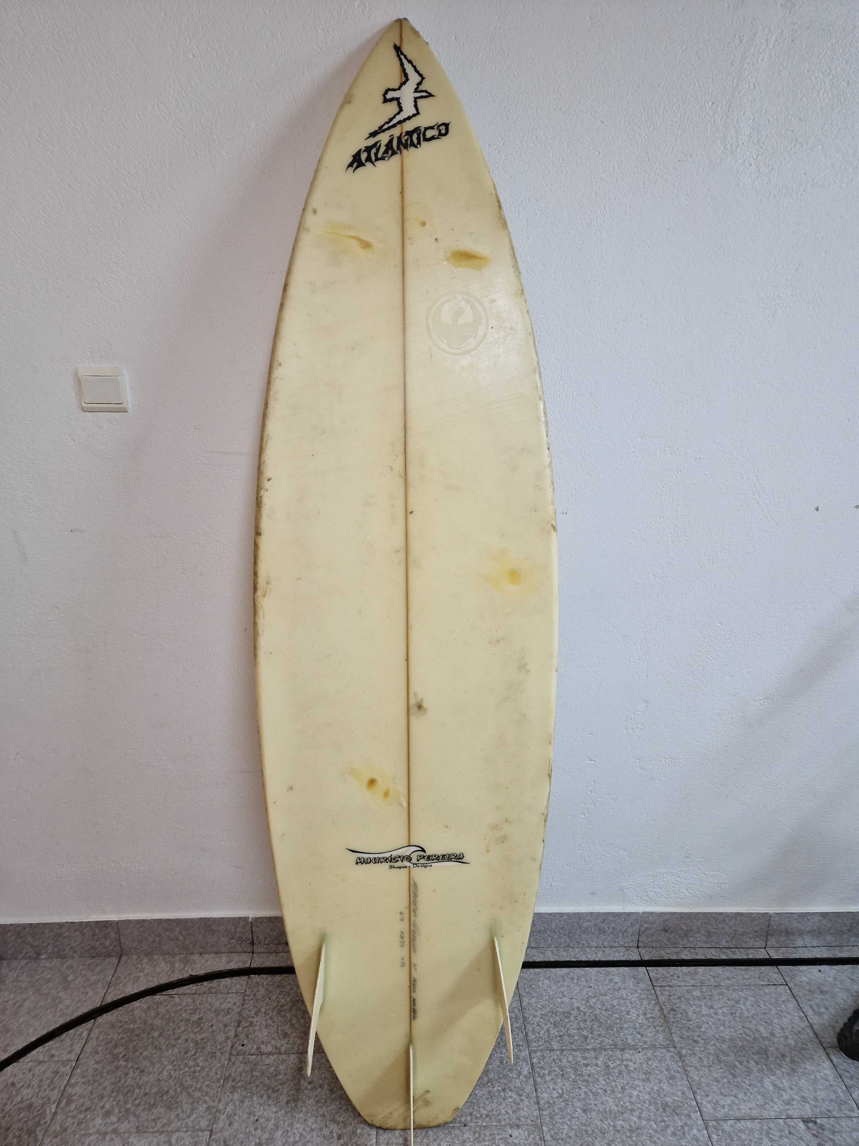 Prancha Surf 6,4 Shaper Maurício Pereira (Atlântico Surfboards)