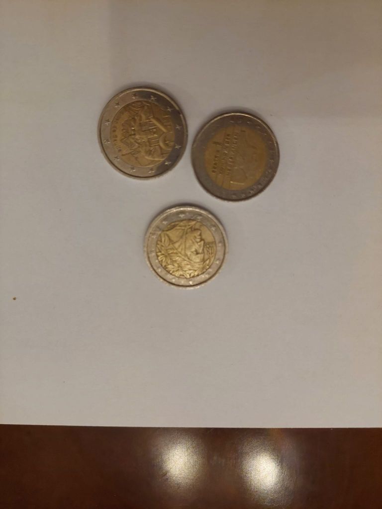 Moedas 2€ e outras