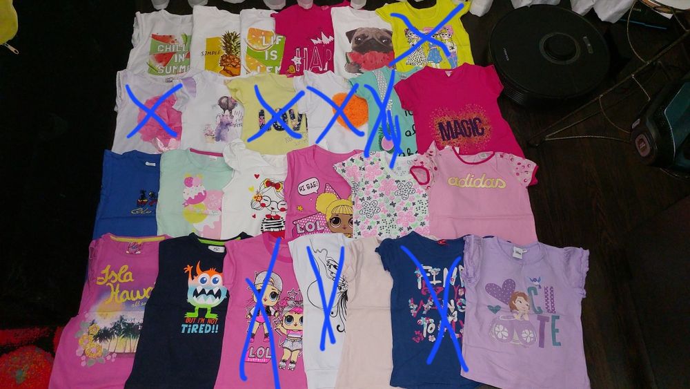 Футболки и майки разные много