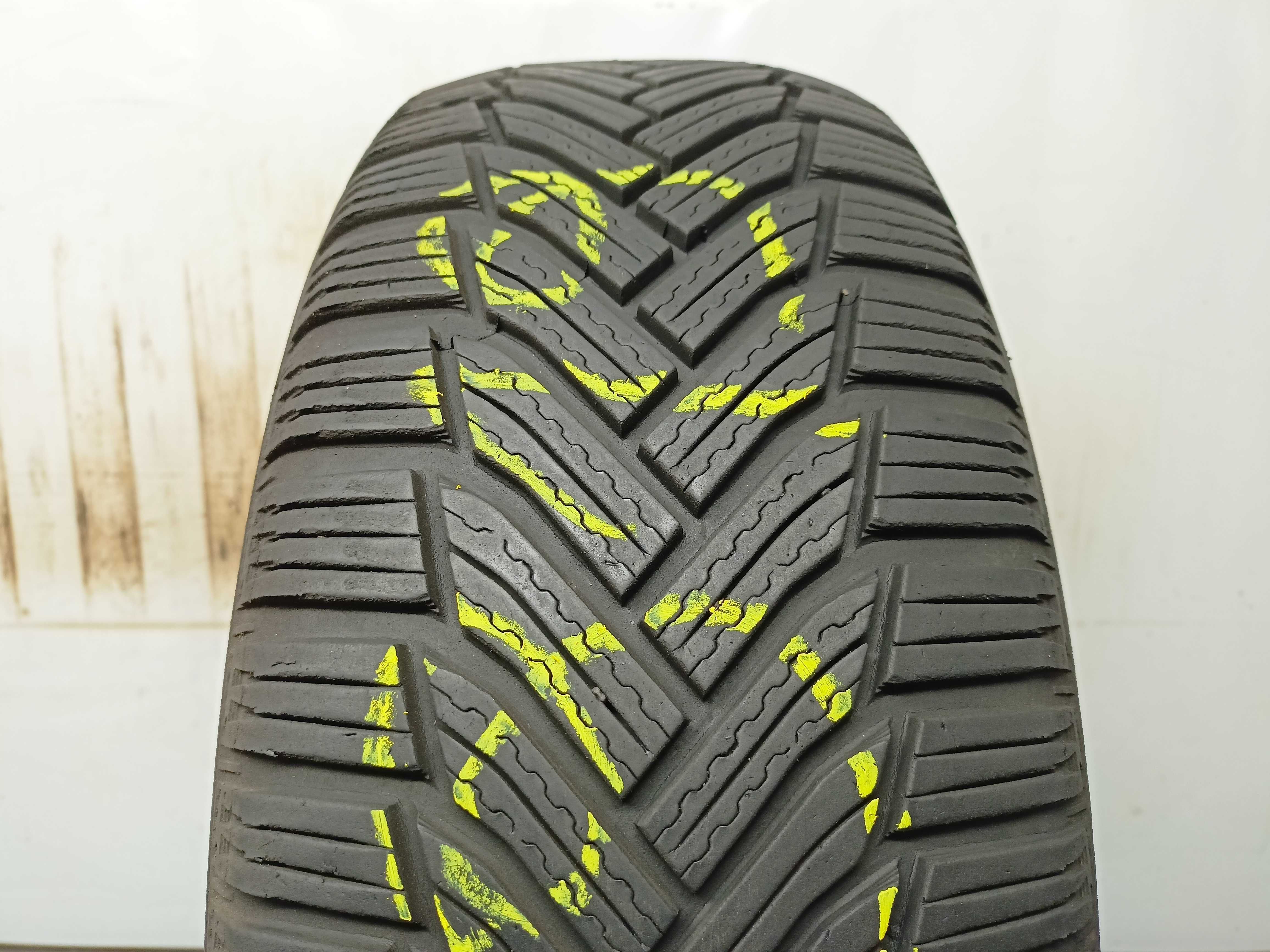Michelin Alpin 6 195/55/16 20r. 91T 6,4mm (919)