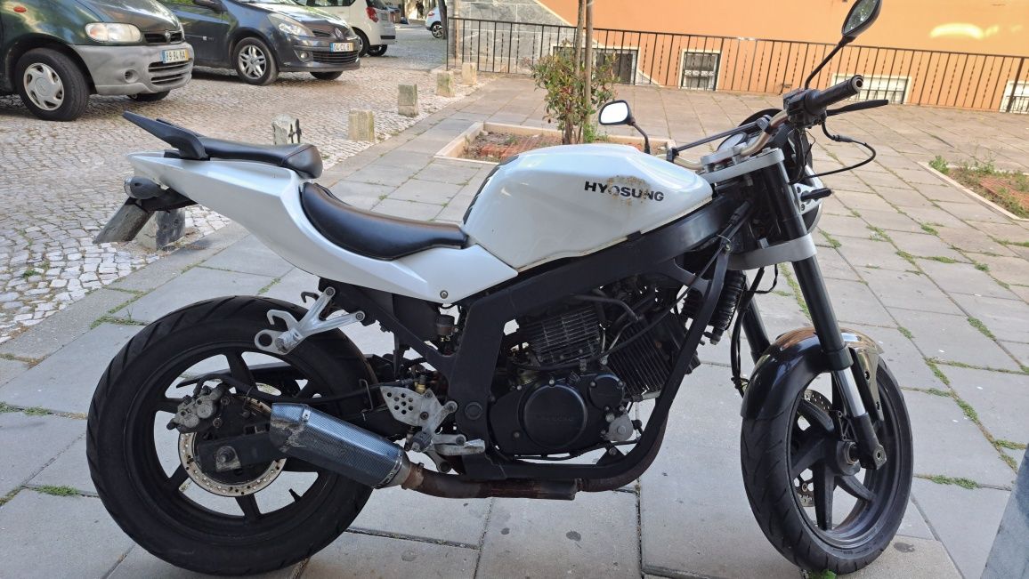 Mota Hyosung Comet Gt 250Cc