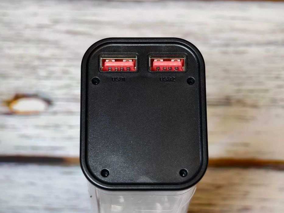 Корпус 18650 на 8 акумуляторів з світлодіодною підсвіткою Fast Charge