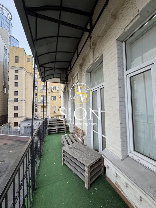 Продаж офісу 123 м2, Печерськ, Липки, Грушевського 16, навпроти ВР