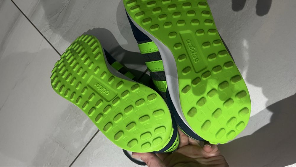 Adidas 39 1/3 NOWE