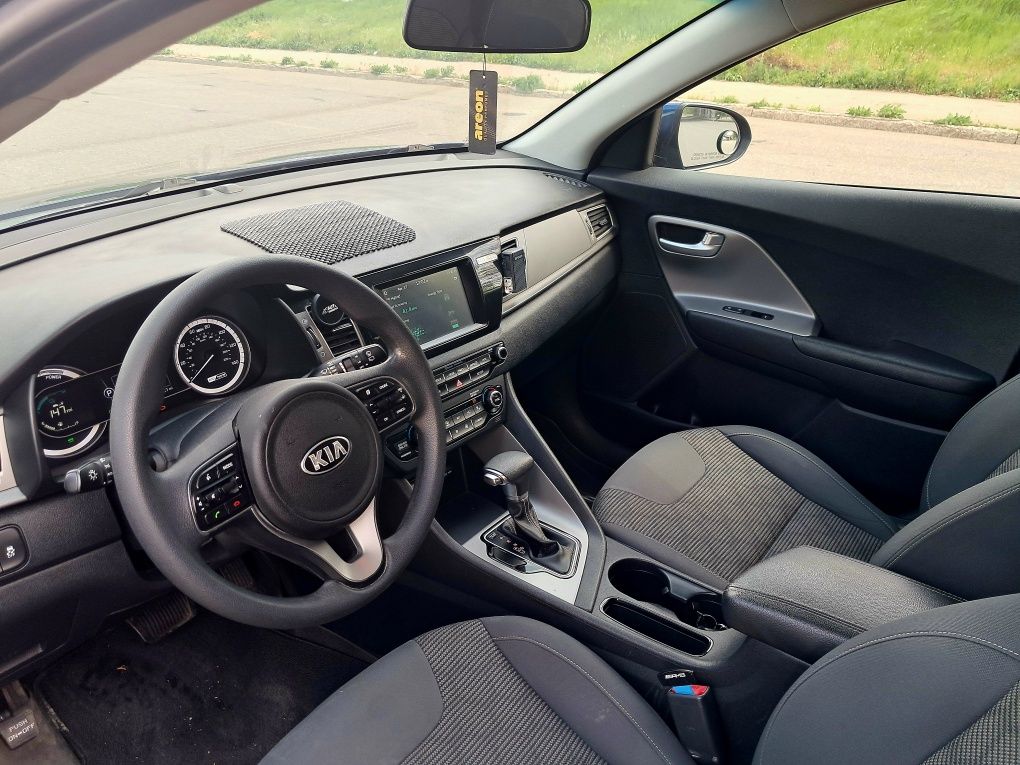 Kia niro Гибрид 1.6