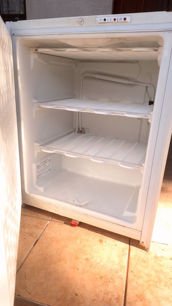 Lodówka + zamrażarką SIEMENS do zabudowy