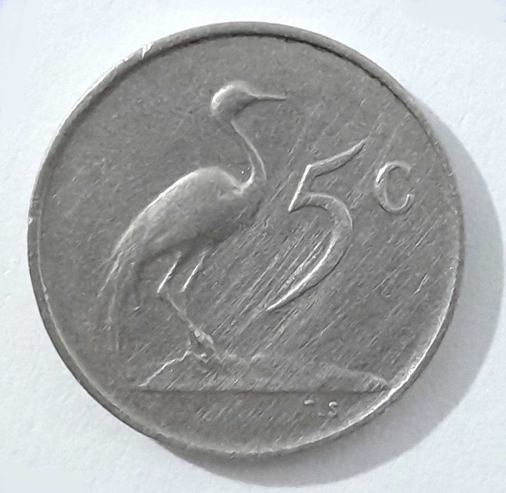 Moedas antigas: Cuba - 1 centavo 1946 / África do Sul- 5 cêntimos 1965