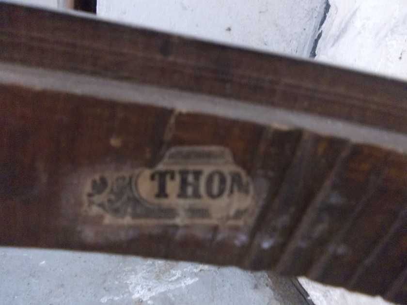 Przedwojenne krzesło z podłokietnikami THONET oryginał