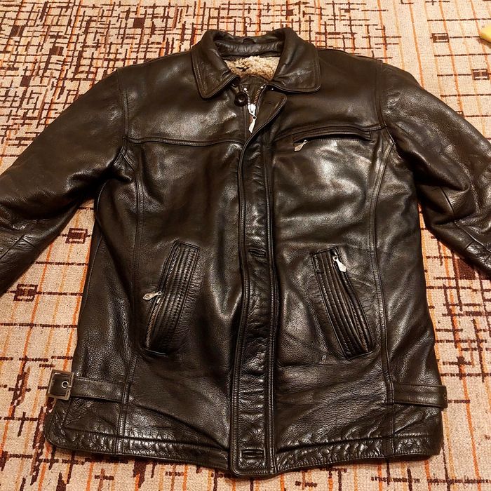 Продам коженая куртка мужская 48-50 зима,весна