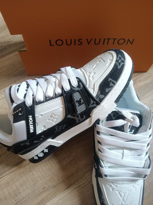 Tênis Louis Vuitton