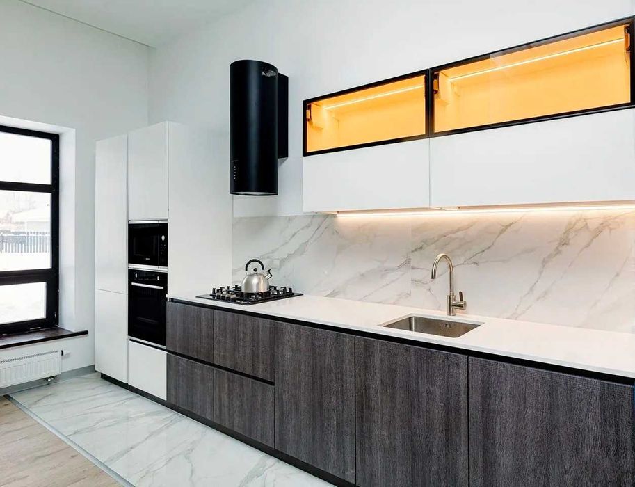 Кухни под заказ Кухні під замовлення Корпусні меблі