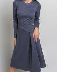 Елегантна і зручна сукня, синій колір, розмір S