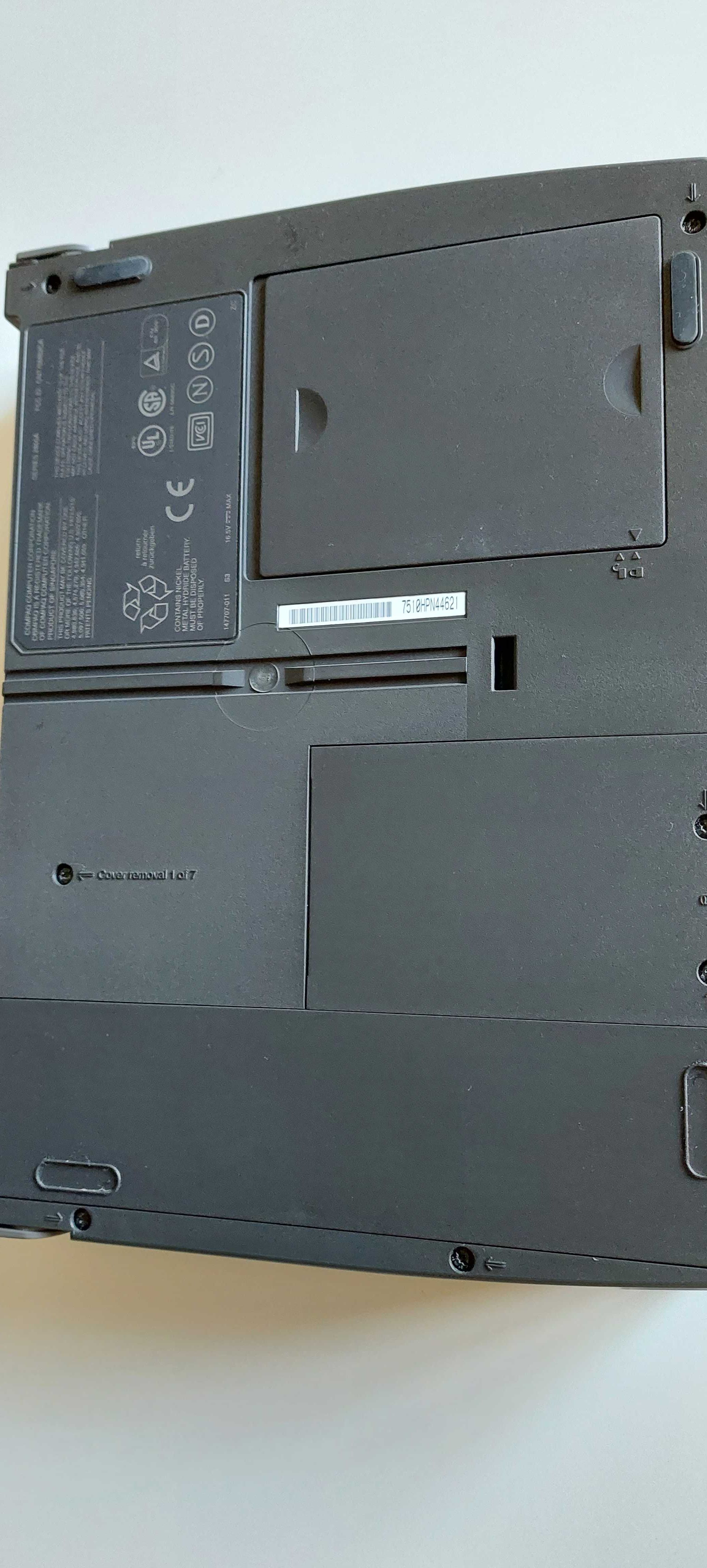 Computador portátil antigo Compac