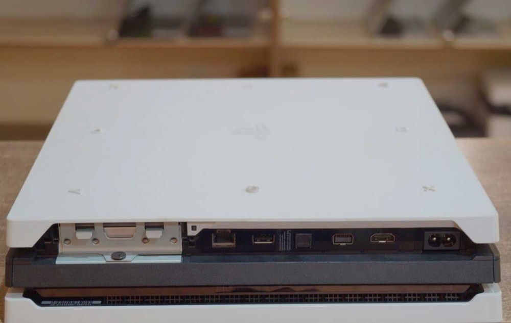 ГАРАНТІЯ Sony PlayStation 4 Pro DEATH STRANDING Limited Edition TVOYO