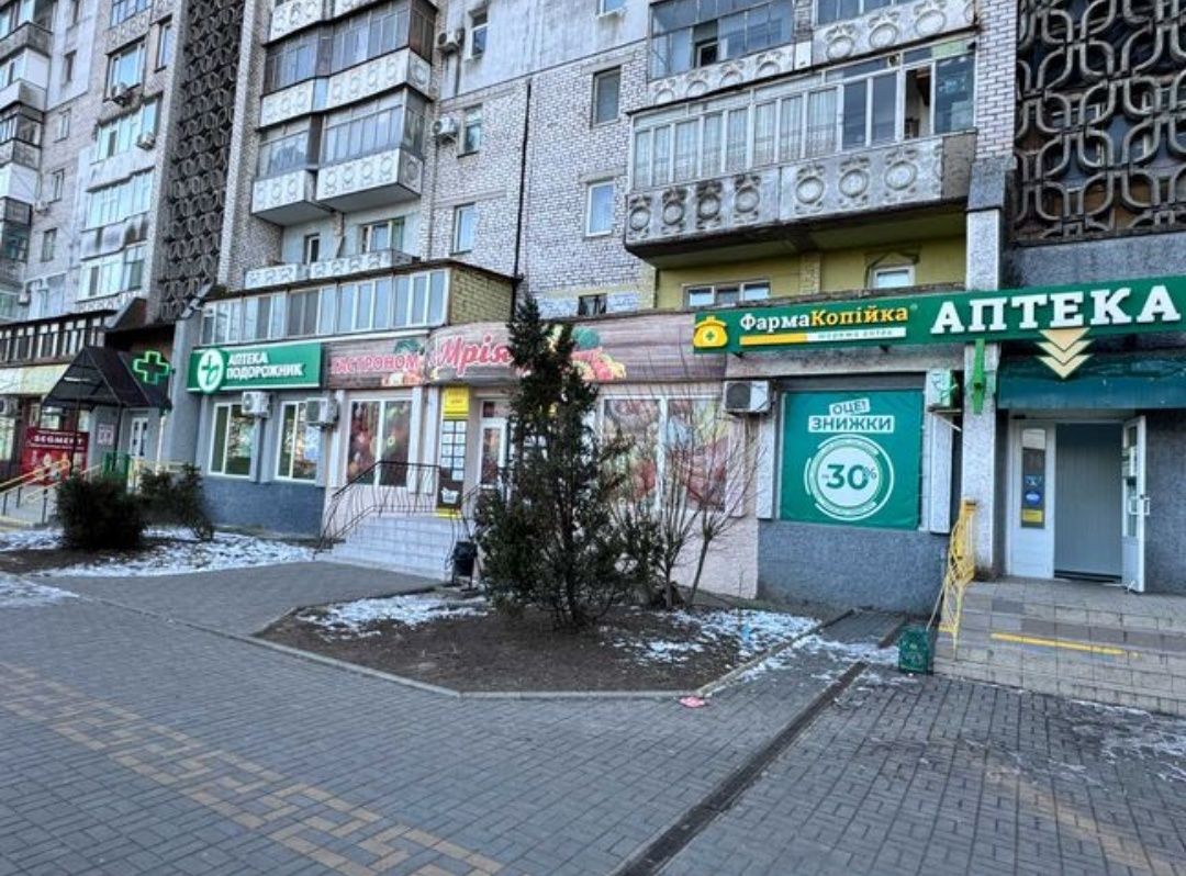 МКРН Северный,фасадное помещение на Арх.Старова 116м 1111грн