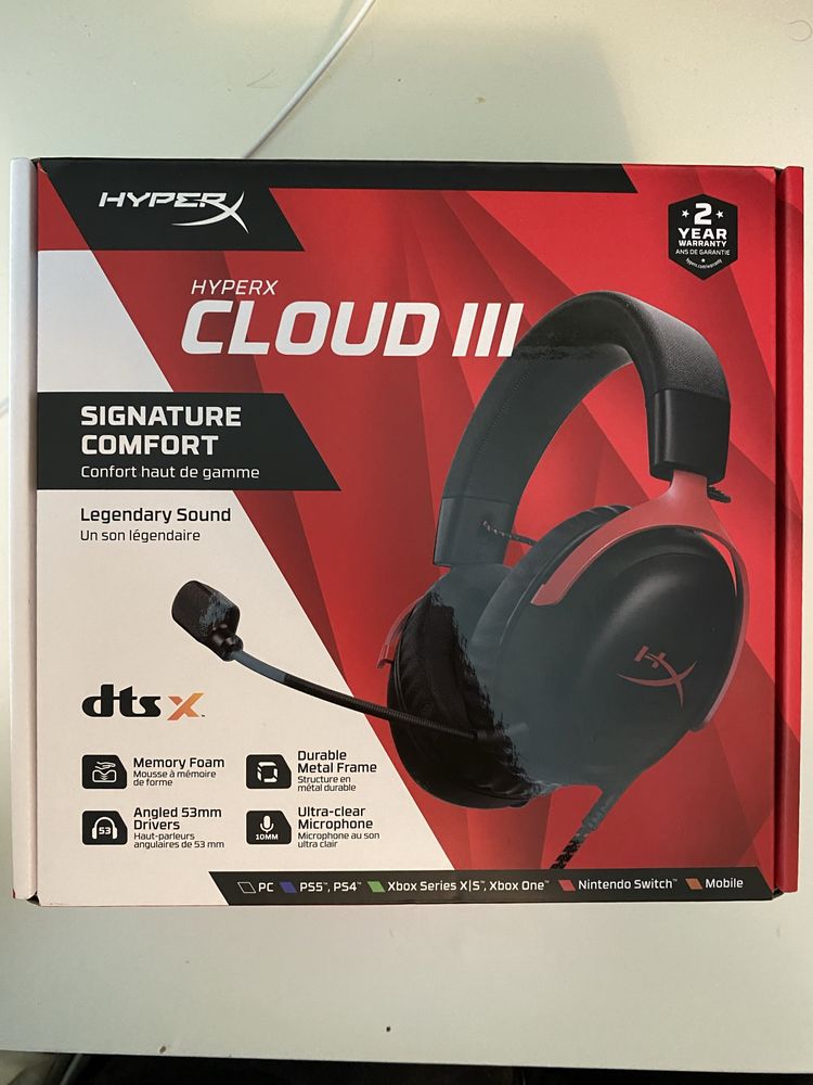 Игровые наушники HyperX Cloud III (НОВЫЕ)