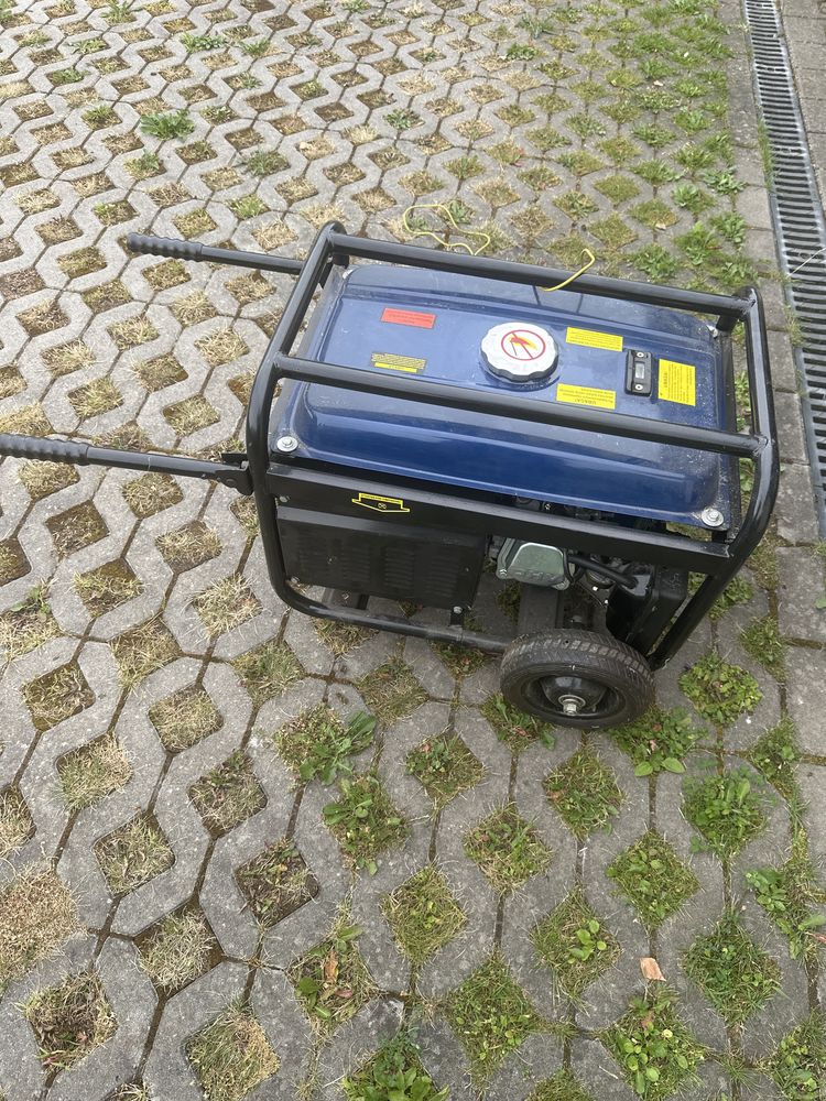 Generator pradu 2,5 kW Westands AVR