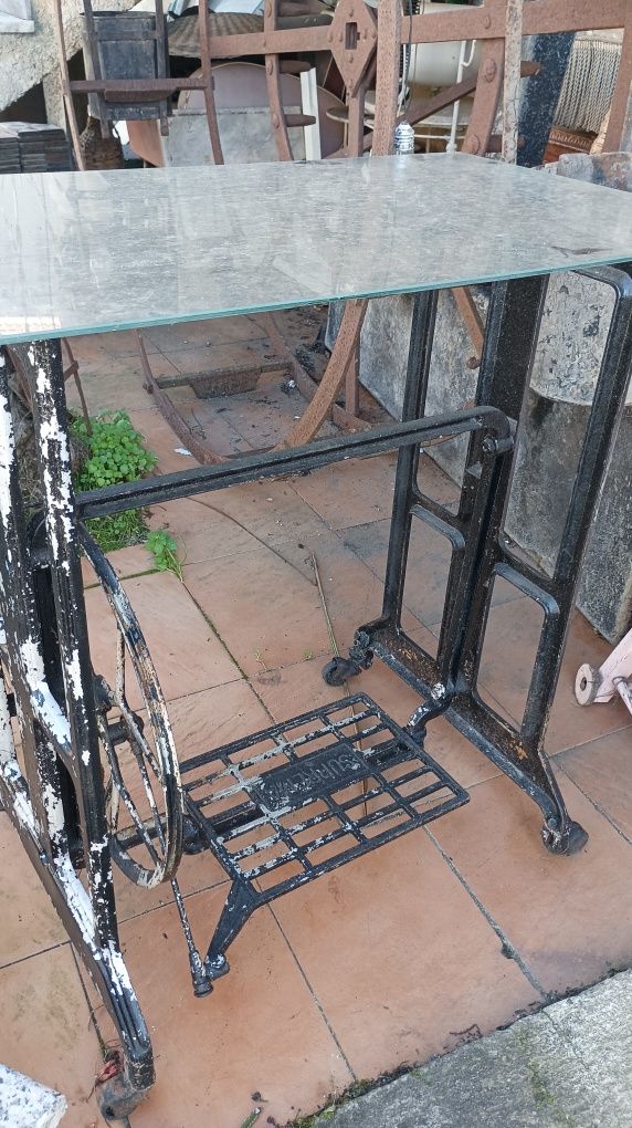Pé maquina de costura