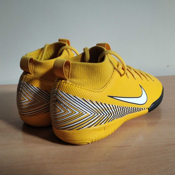 Buty piłkarskie Nike Mercurial Superfly X 6 Academy Neymar  ic roz.32