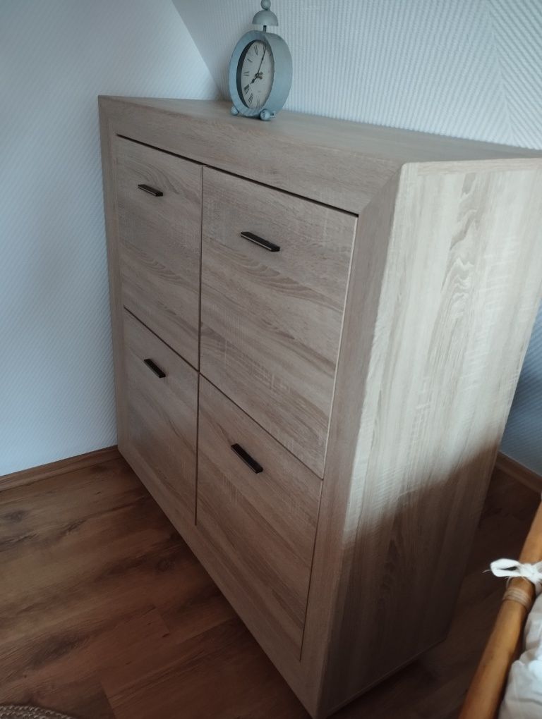 Komoda 4 szuflady,4 półki
