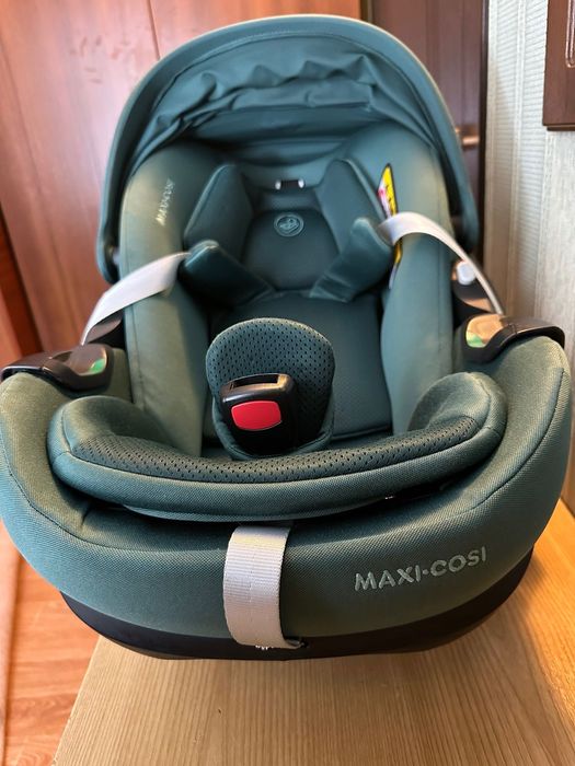 Автокрісло Maxi Cosi Pebble 360 Pro2.   + FamilyFix 360 Pro