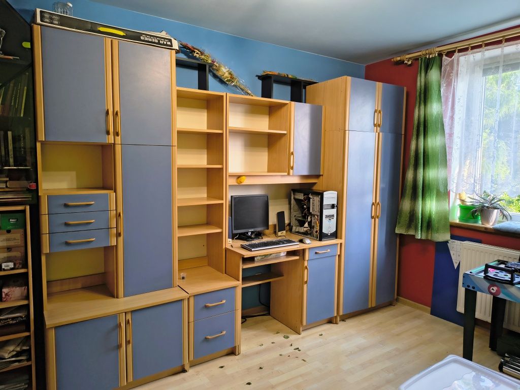 Sprzedam komplet mebli