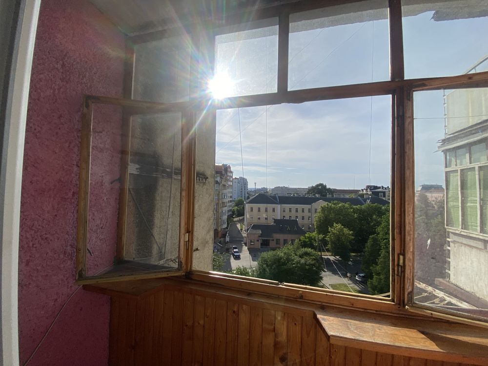 Оренда 2 кімнатної квартири, вул. Коновальця