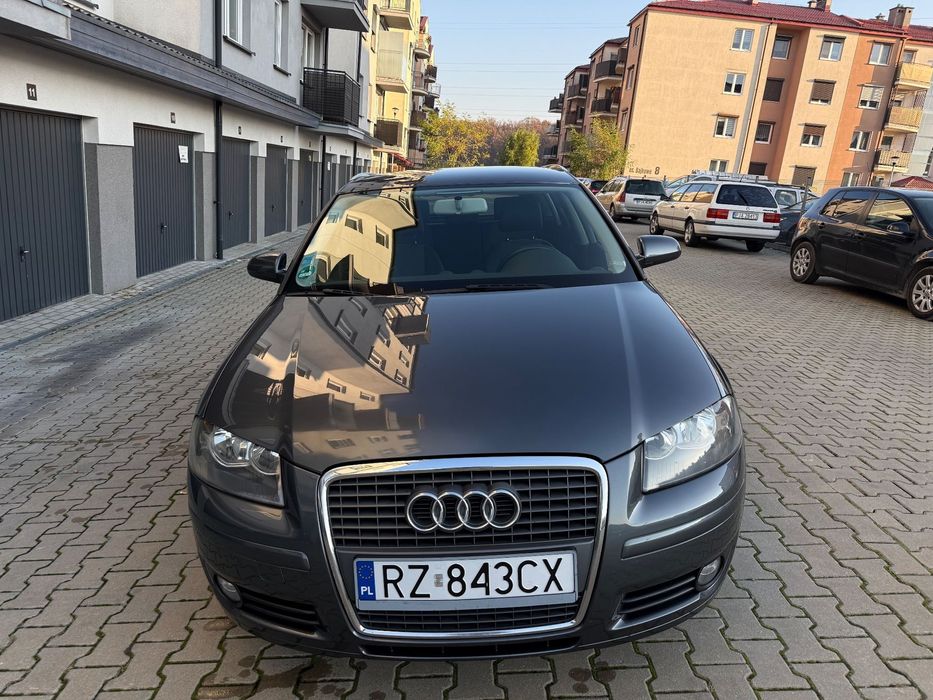 Audi A3 Sportback AUDI A3 8P 2.0 TDI