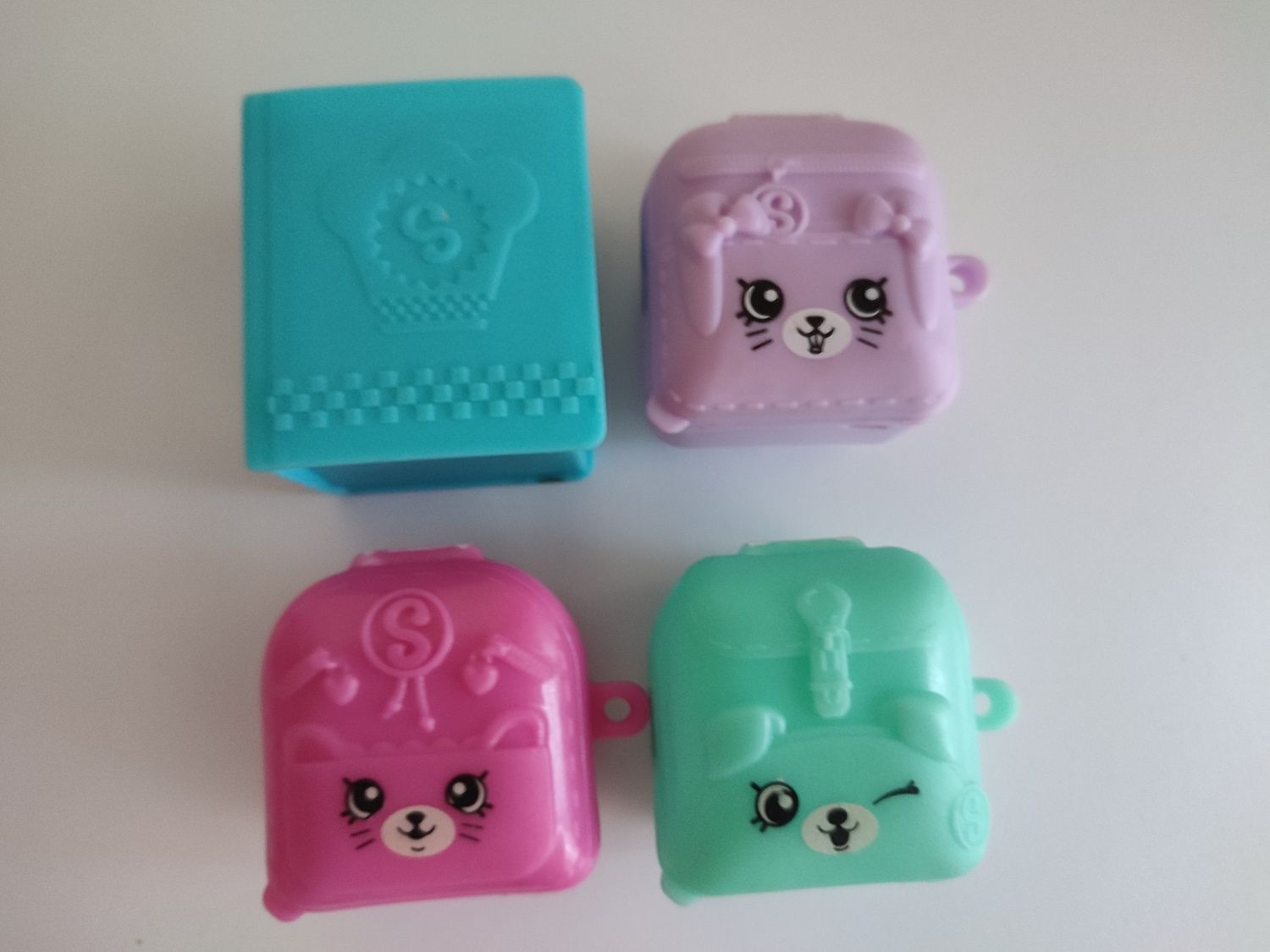 Комплект 8 фігурок та аксесуари Shopkins шопкінс іграшки