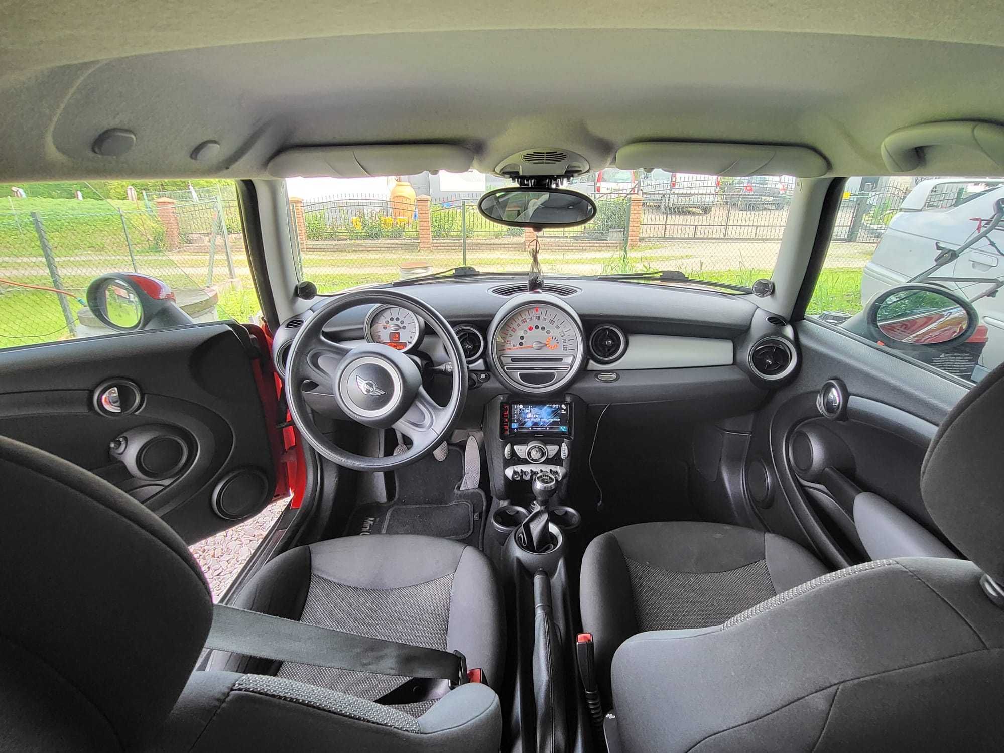 Mini Cooper 1,6 HDi R56 z 2010r