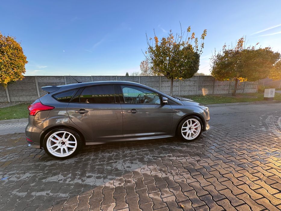 Ford Focus ST 2.0 250KM-2018r