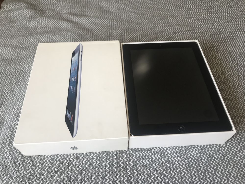 Планшет Apple iPad 4 16 гб Wi-Fi айпад