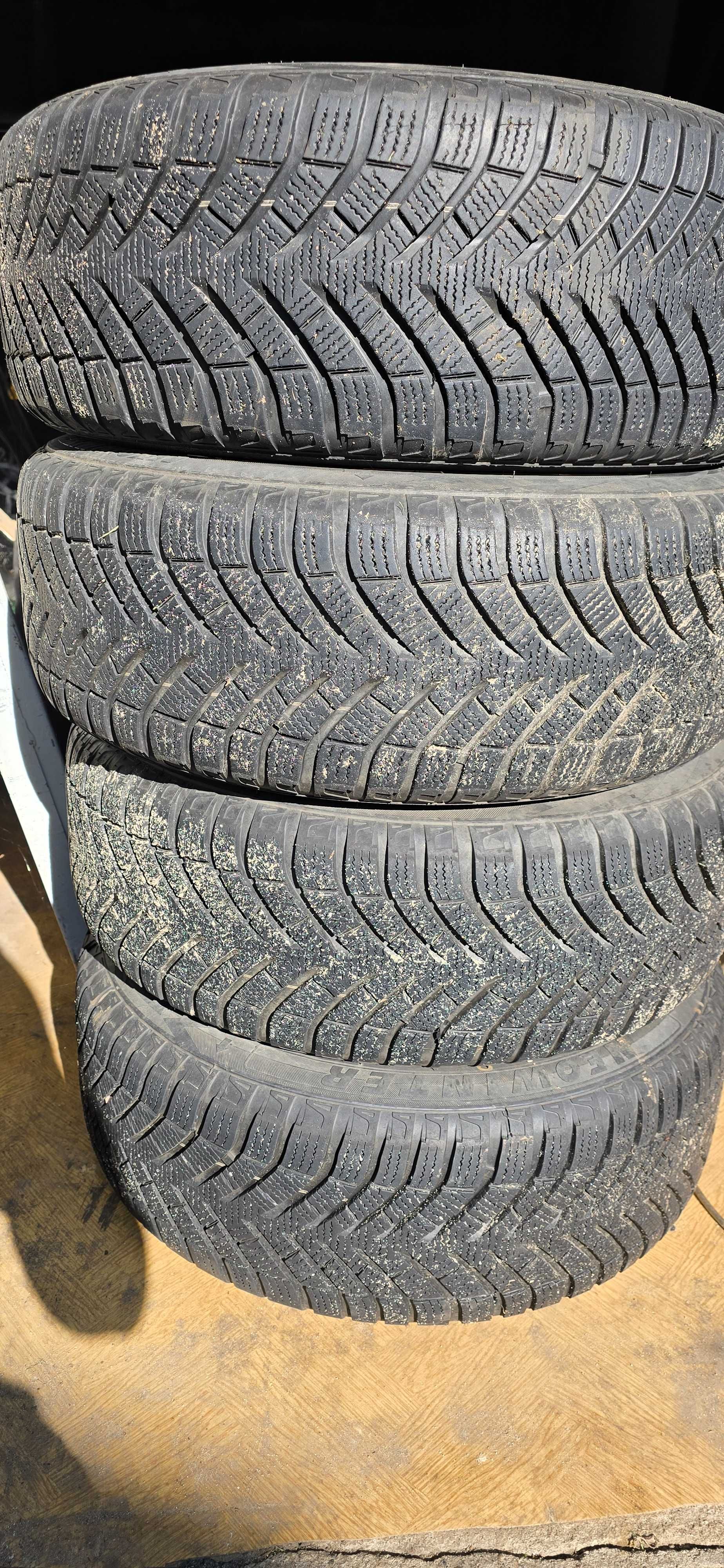 Alufelgi 5x112 z Oponami 205/55R16 z 2022 roku zimówki