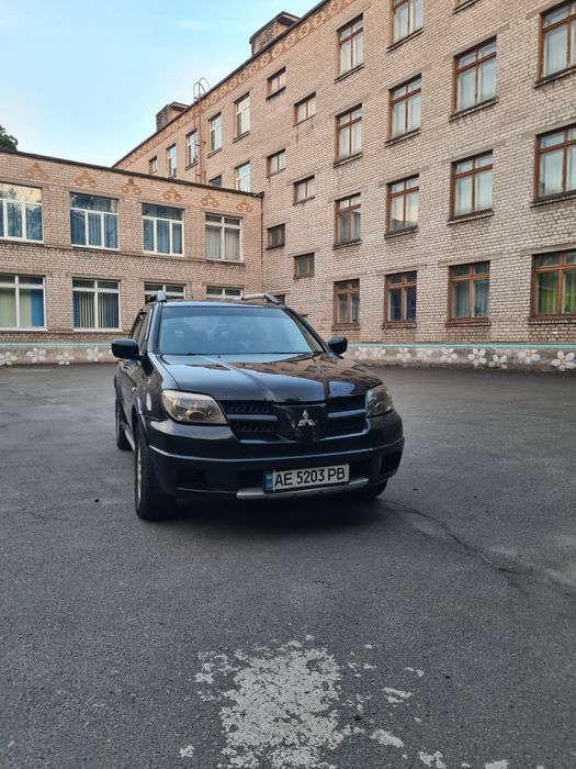 Mitsubishi outlander 2.4 avtomat