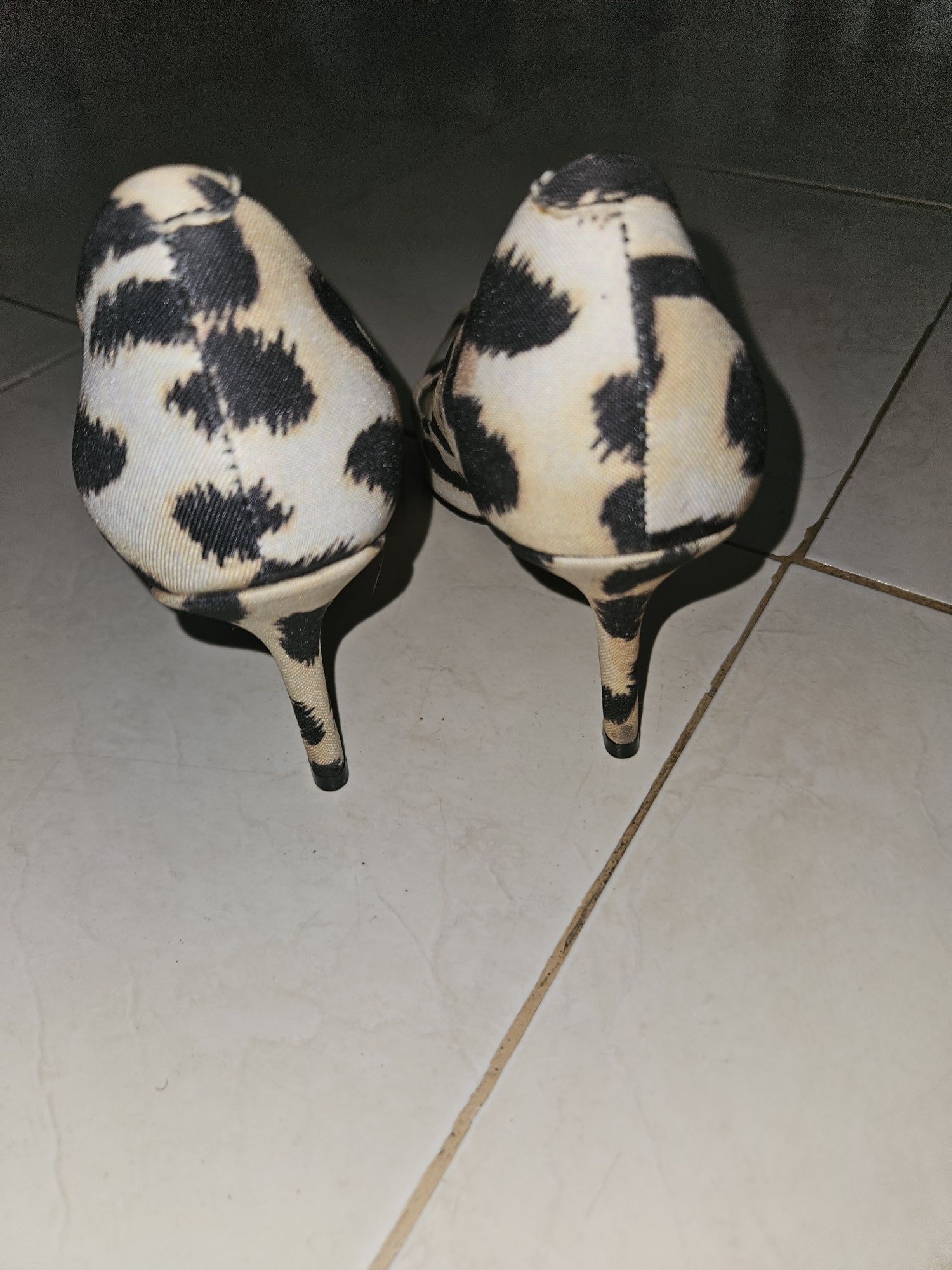 Sapatos senhora 38