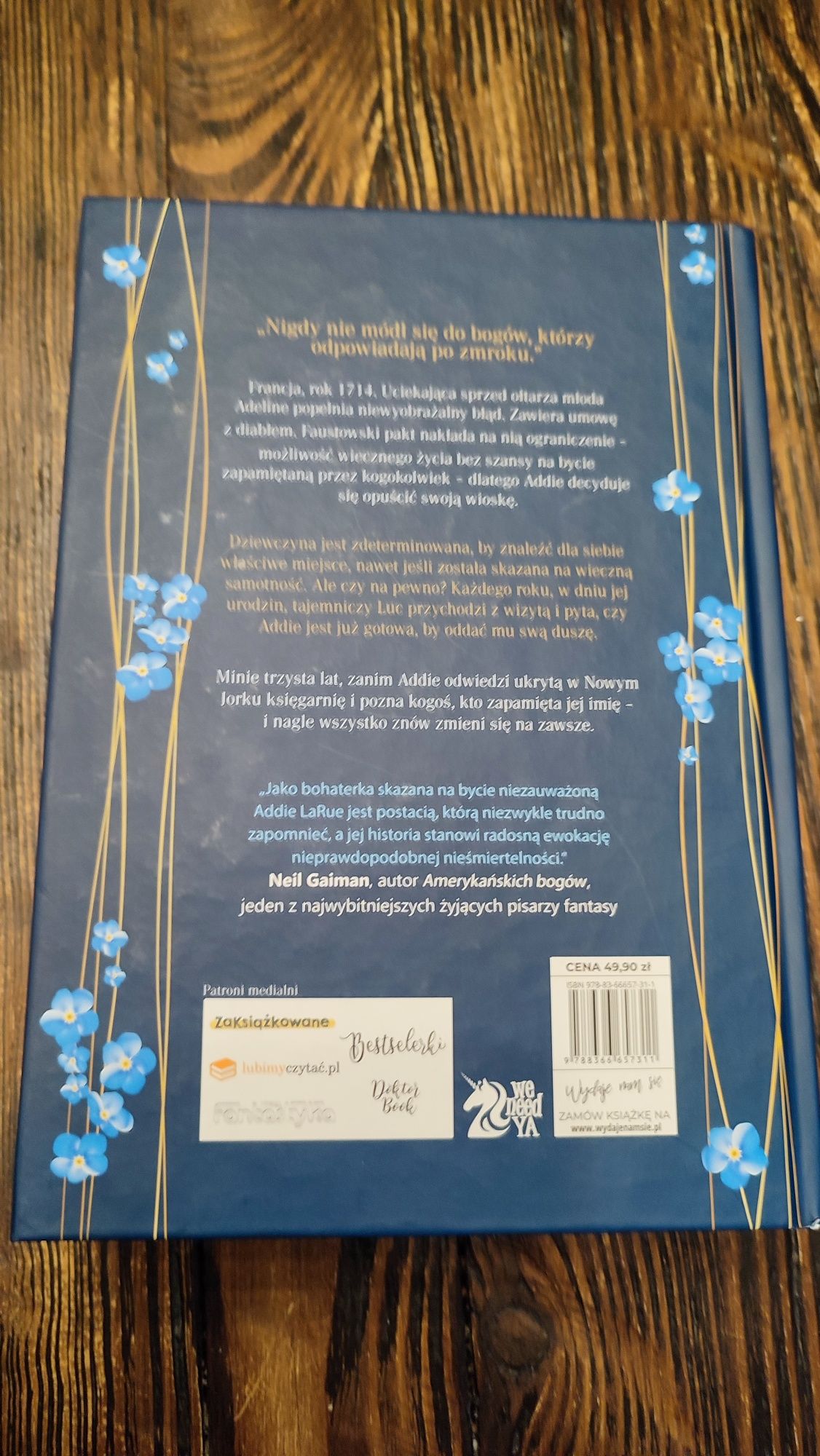 Książka V.e. schwab niewidzialne życie addie larue