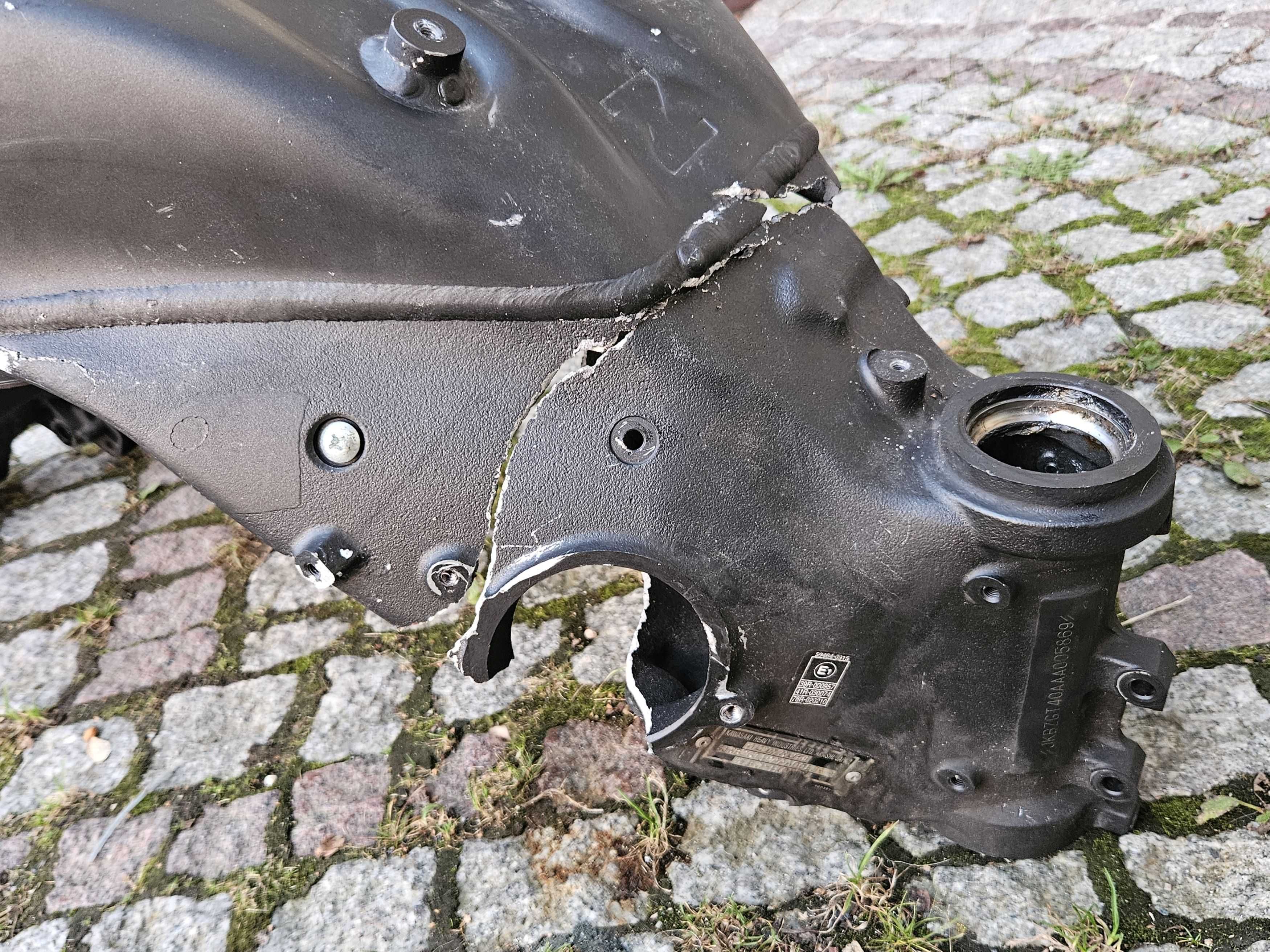 Rama + dokumentacja dokumenty papiery Kawasaki GTR 1400 rok 07-09