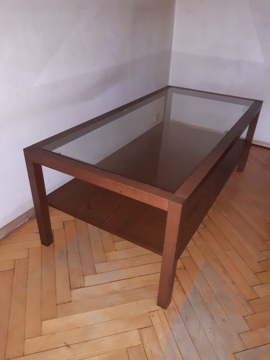 Ława ze szklanym blatem