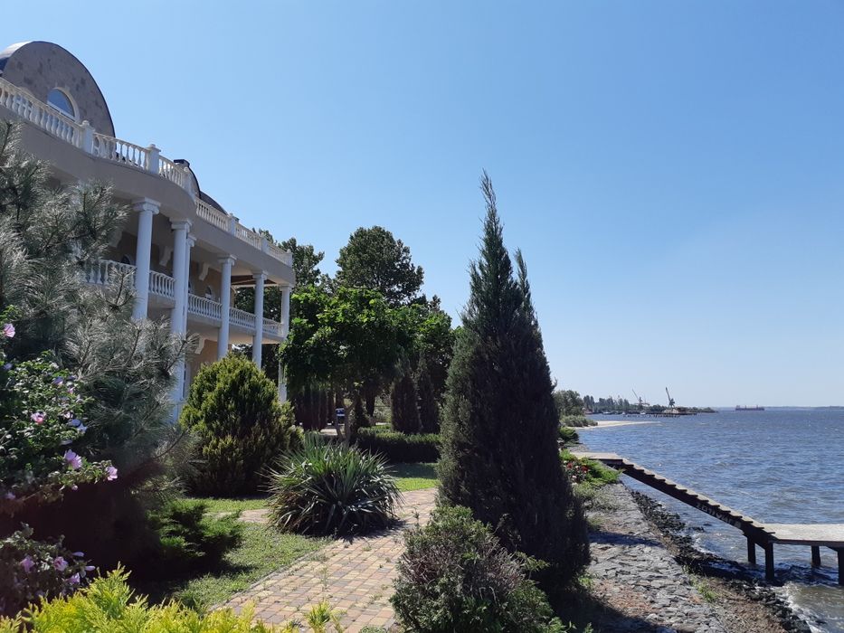 Продаю клубний будинок м.Миколаїв