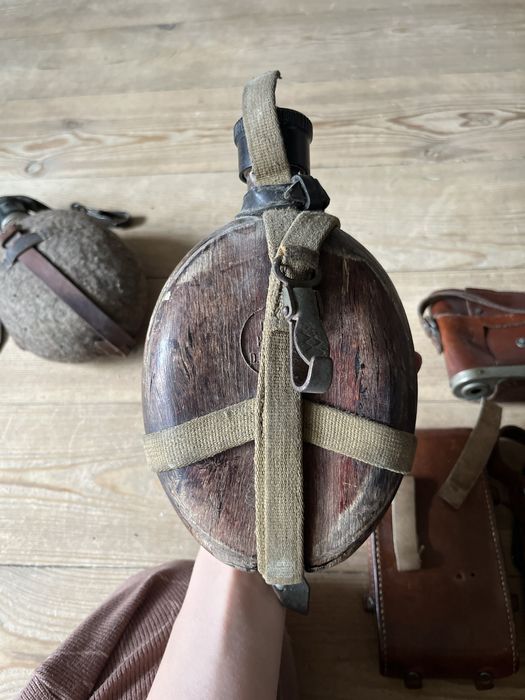 Manierka Wehrmachtu "kokos"  HRE 42 D.R.G.M