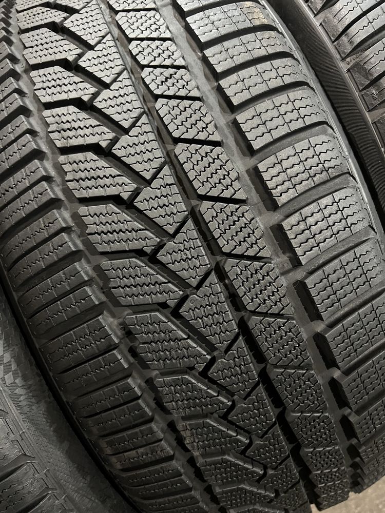 235/40/19 R19 Continental WinterContact TS860S 4шт зима