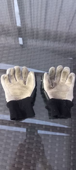 Vendo caneleiras Reno,luvas Reno