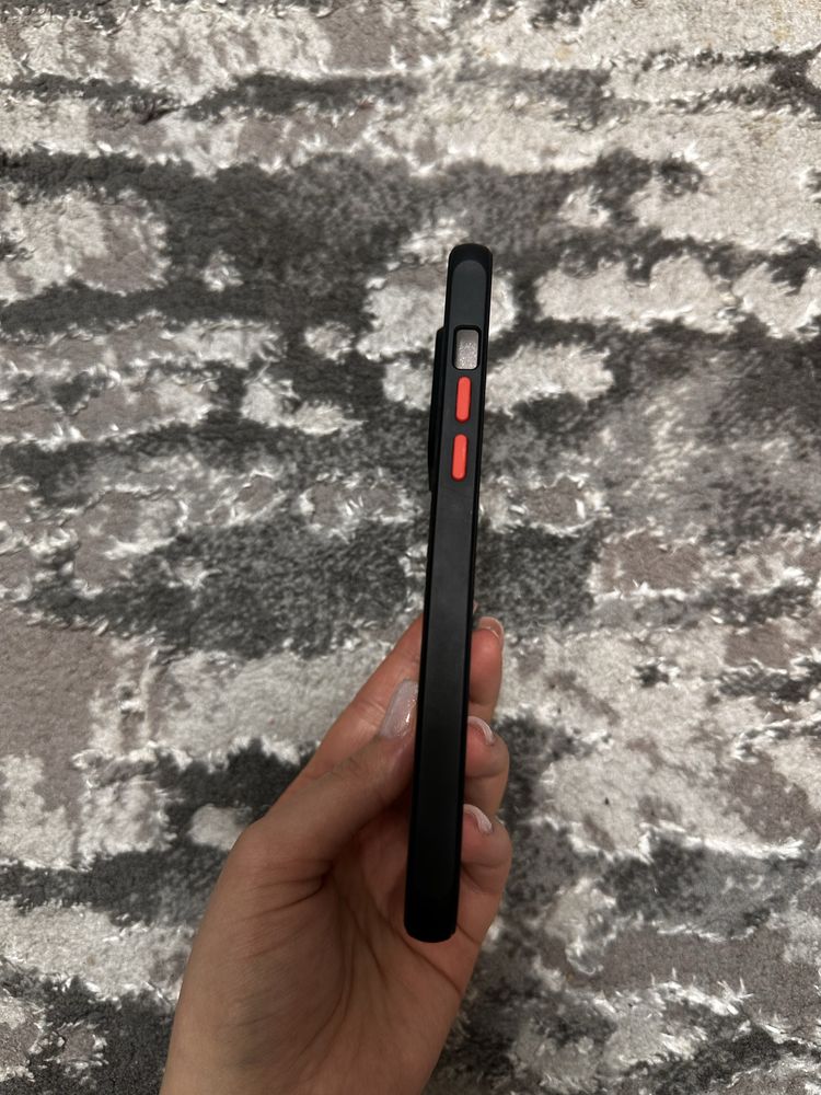Чохли на 13 iPhone та на 14 pro max
