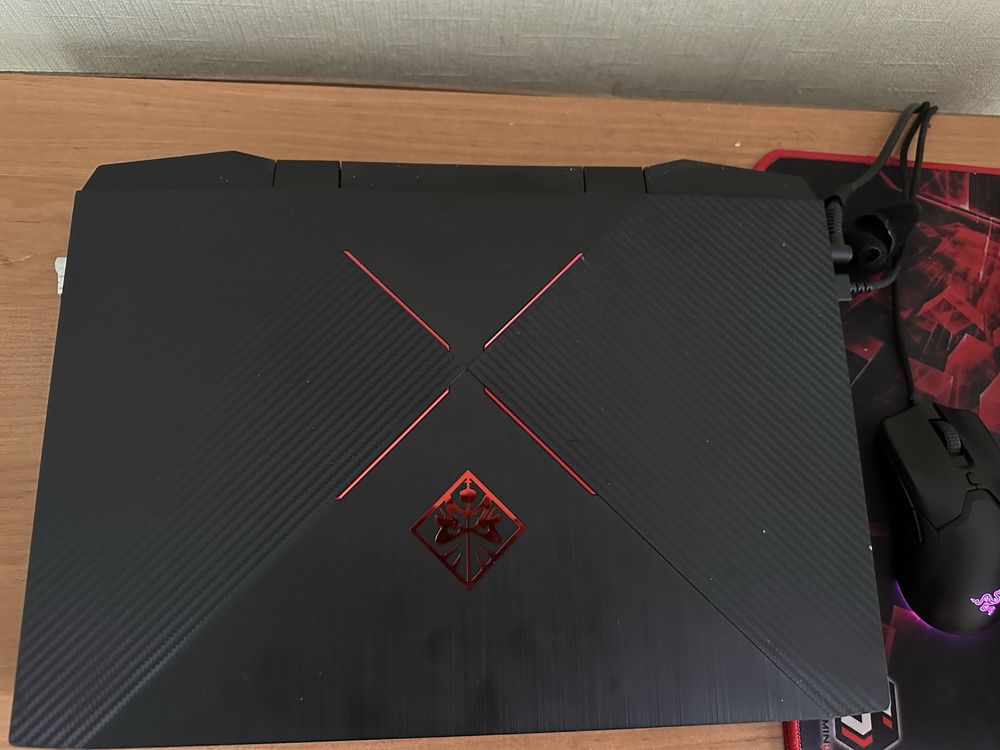 HP-OMEN 15 dc1017 игровой ноутбук