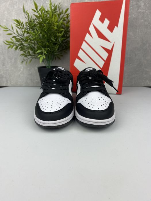 Skórzane sneakersy Nike Dunk Low Panda r 38 – klasyka w czerni i bieli