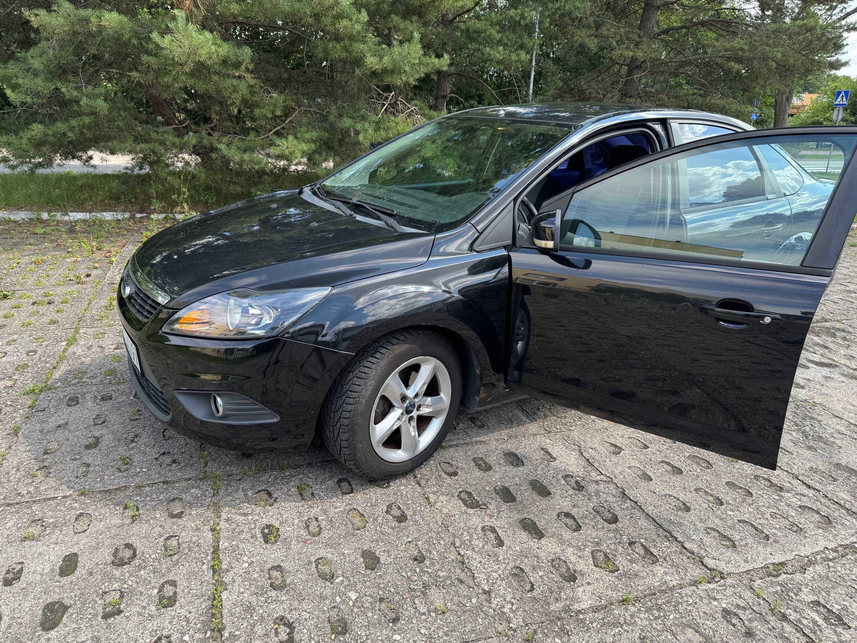 Ford Focus sedan 2010 stan techniczny bdb