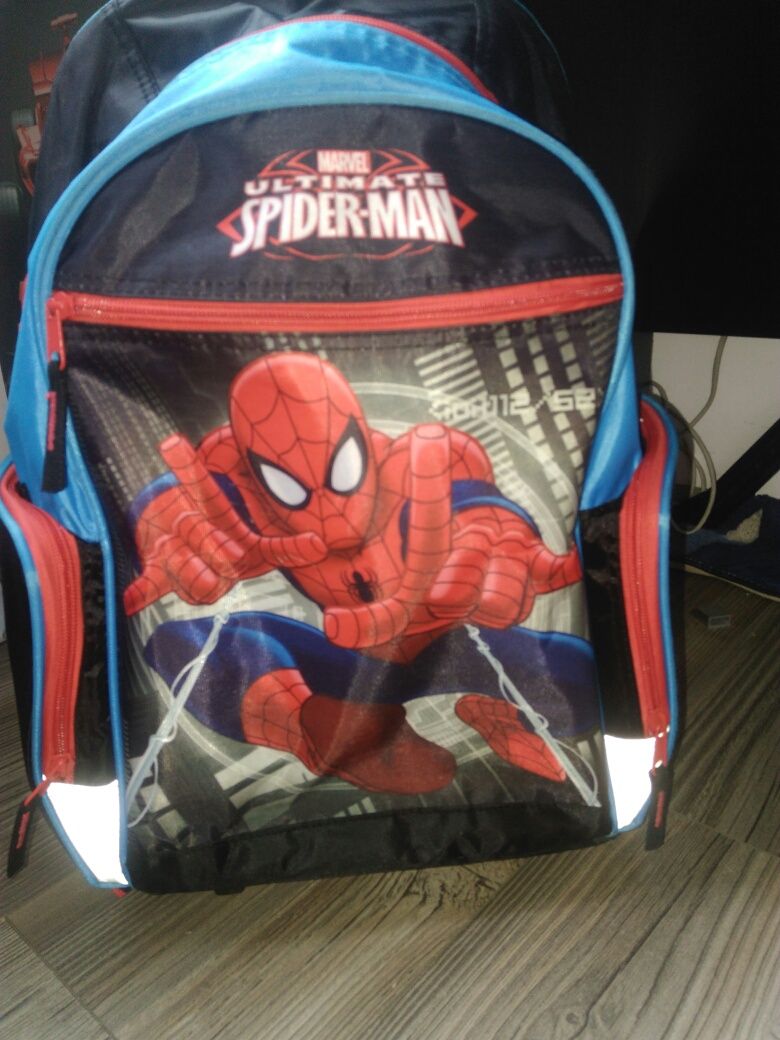 Plecak tornister spider Man Scooby do szkoły na kółkach